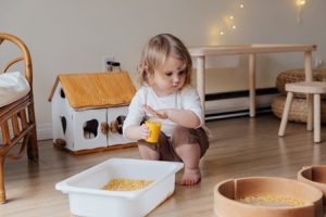 Ways we can support a fussy child who is not eating, Judith Yeabsley|Fussy Eating NZ, sensory bins, #helpfussychildnoteating, #helppickychildnoteating, #helpaddingfoodsfussyeating, #helpfortoddlerfussyeaters, #helpfortoddlerpickyeaters, #helpaddingfoodforpickyeaters, #theconfidenteater, #fussyeatingNZ, #pickyeatingNZ #helpforpickyeaters, #helpforpickyeating, #recipespickyeaterswilleat, #recipesfussyeaterswilleat #winnerwinnerIeatdinner, #Recipesforpickyeaters, #Foodforpickyeaters, #wellington, #NZ, #judithyeabsley, #helpforfussyeating, #helpforfussyeaters, #fussyeater, #fussyeating, #pickyeater, #pickyeating, #supportforpickyeaters, #creatingconfidenteaters, #newfoods, #bookforpickyeaters, #thepickypack, #funfoodsforpickyeaters, #funfoodsdforfussyeaters