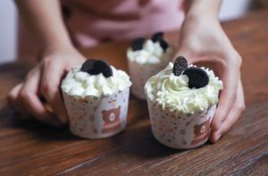 Creative ways to help a fussy eater, Judith Yeabsley|Fussy Eating NZ, ice cream & cookies, #CreativeWaysTo HelpAFussyEater, #CreativeWaysToHelpAPickyEater, #TryNewFoods, #TheConfidentEater, #FussyEatingNZ, #HelpForFussyEating, #HelpForFussyEaters, #FussyEater, #FussyEating, #PickyEater, #PickyEating, #SupportForFussyEaters, #SupportForPickyEaters, #CreatingConfidentEaters, #TryNewFood #PickyEatingNZ #HelpForPickyEaters, #HelpForPickyEating, #RecipesPickyEatersWillEat, #RecipesFussyEatersWillEat, #WinnerWinnerIEatDinner, #Recipesforpickyeaters, #Foodforpickyeaters, #Wellington, #NZ, #JudithYeabsley, #BookForPickyEaters, #BookForFussyEaters, #ThePickyPack, #FunFoodsForPickyEaters, #FunFoodsForFussyEaters