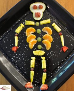 Halloween for fussy eaters, Judith Yeabsley|Fussy Eating NZ, fun ideas for Halloween, Fruit Skeleton, #FunHalloweenForFussyEaters, #FunHalloweenForPickyEaters, #TryNewFoods, #TheConfidentEater, #FussyEatingNZ, #HelpForFussyEating, #HelpForFussyEaters, #FussyEater, #FussyEating, #PickyEater, #PickyEating, #SupportForFussyEaters, #SupportForPickyEaters, #CreatingConfidentEaters, #TryNewFood #PickyEatingNZ #HelpForPickyEaters, #HelpForPickyEating, #RecipesPickyEatersWillEat, #RecipesFussyEatersWillEat, #WinnerWinnerIEatDinner, #Recipesforpickyeaters, #Foodforpickyeaters, #Wellington, #NZ, #JudithYeabsley, #BookForPickyEaters, #BookForFussyEaters, #ThePickyPack, #FunFoodsForPickyEaters, #FunFoodsForFussyEaters