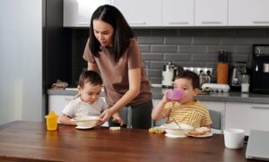 How fussy eaters drown their appetites, Judith Yeabsley|Fussy Eating NZ, child eating breakfast, #HowFussyEatersDrownTheirAppetite, # HowPickyEatersDrownTheirAppetite, #TryNewFoods, #TheConfidentEater, #FussyEatingNZ, #HelpForFussyEating, #HelpForFussyEaters, #FussyEater, #FussyEating, #PickyEater, #PickyEating, #SupportForFussyEaters, #SupportForPickyEaters, #CreatingConfidentEaters, #TryNewFood #PickyEatingNZ #HelpForPickyEaters, #HelpForPickyEating, #Wellington, #NZ, #JudithYeabsley